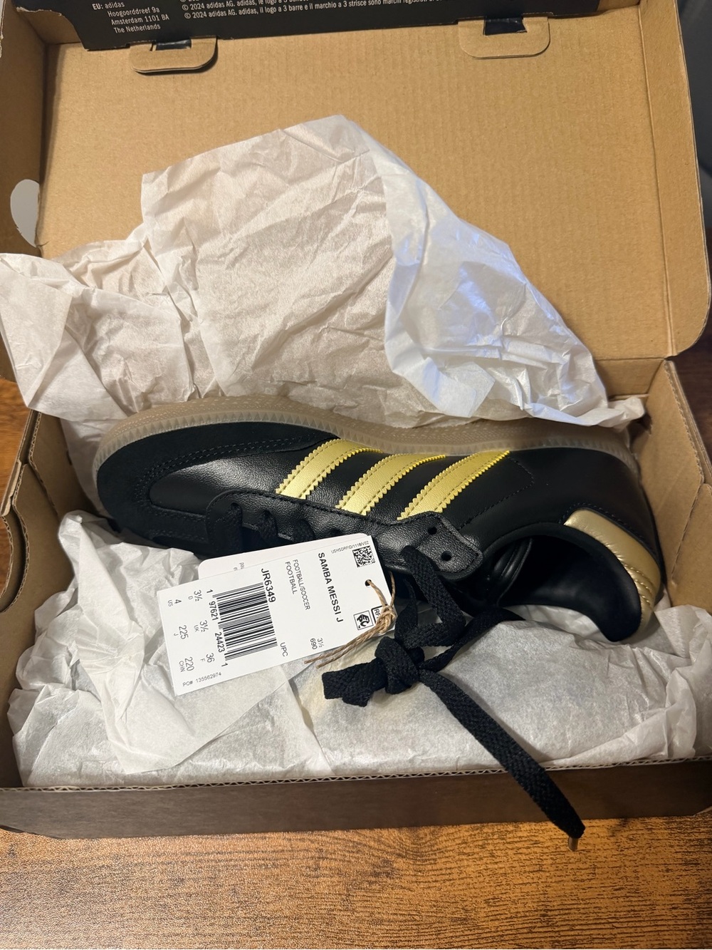 Adidas Samba Messi Black & Gold Classic Trainer 4Y/5W - Picture 6 of 8